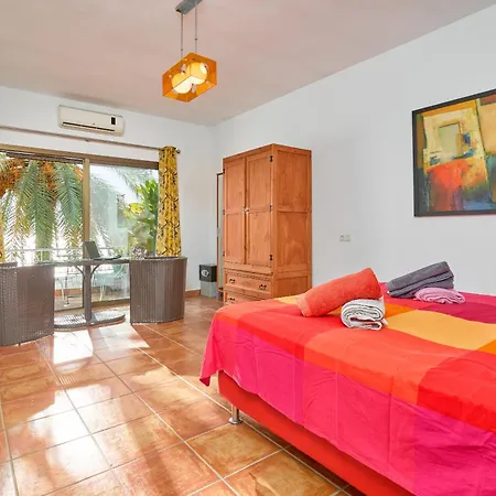 El Nido Villa *
